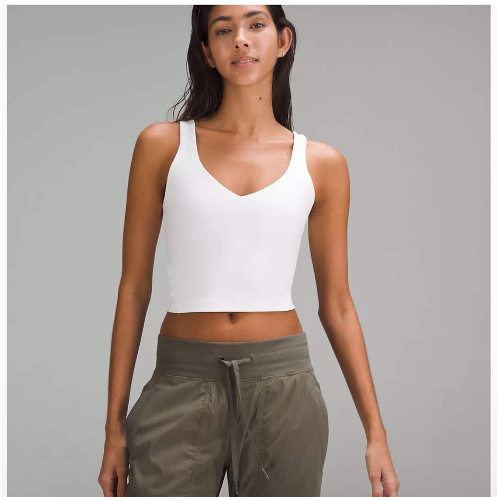 White align tank